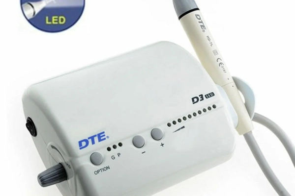 DÉTARTREUR ULTRASONIQUE WOODPECKER D3 LED